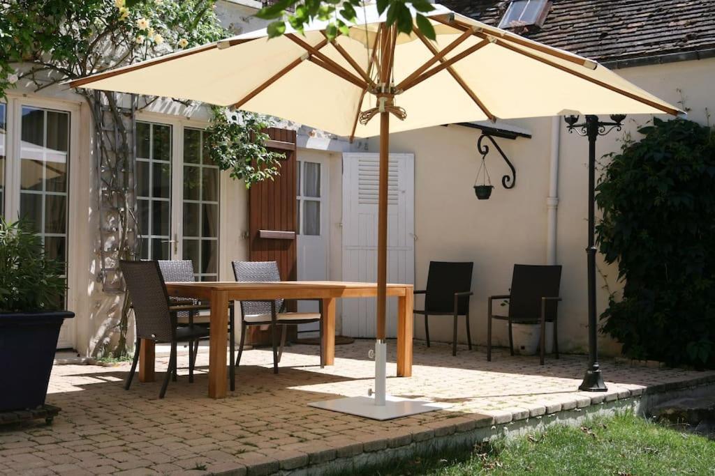 Le Nid De Rochefort Exterior photo